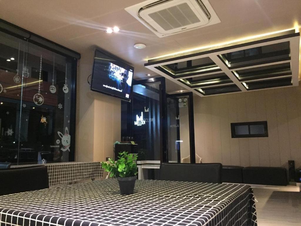 Melodi Hotel Dannok Sadao Экстерьер фото